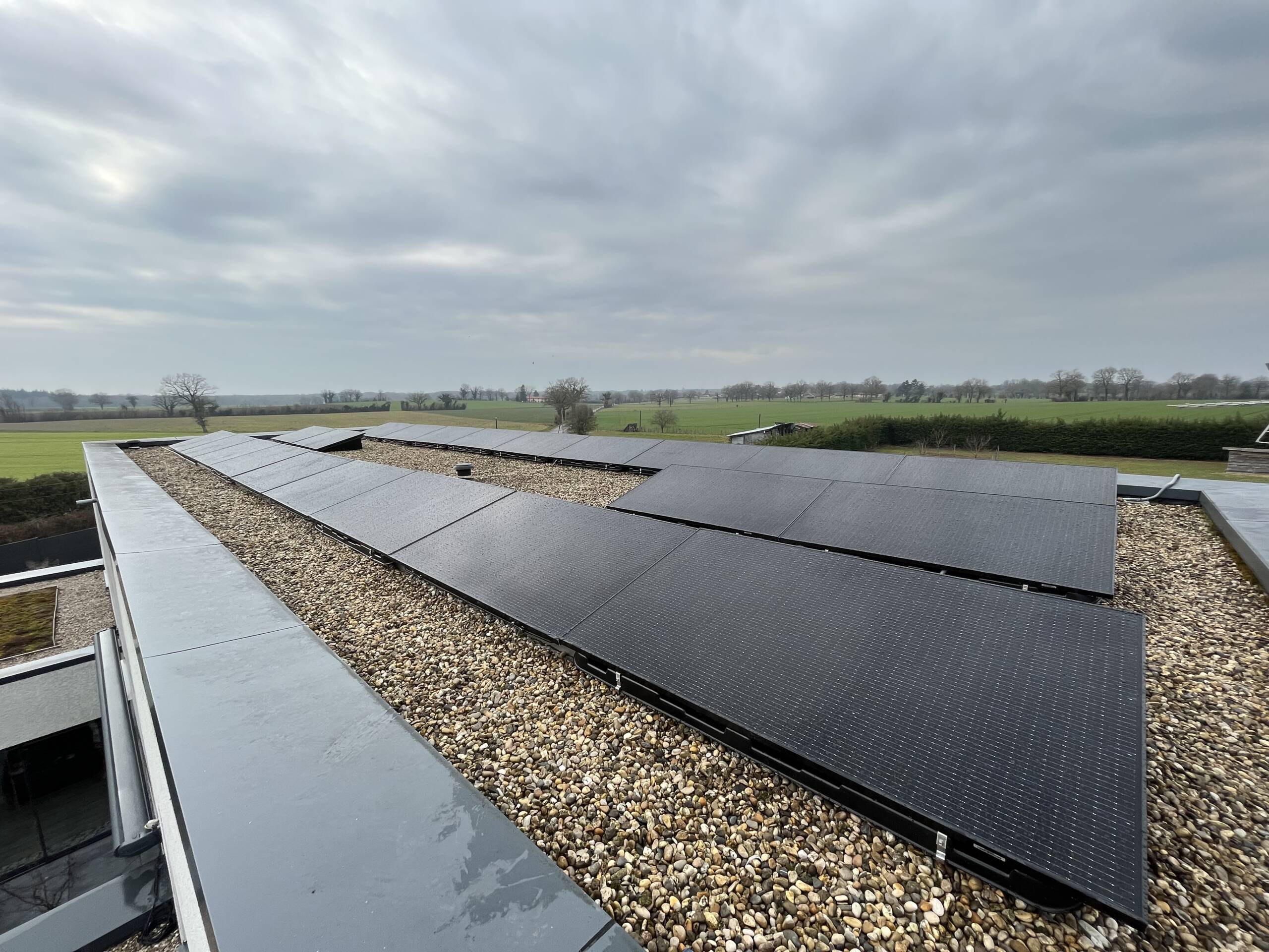Installation Panneaux Photovoltaïques 9 kWc à Dompierre-Sur-Veyle, Ain | SILISUN