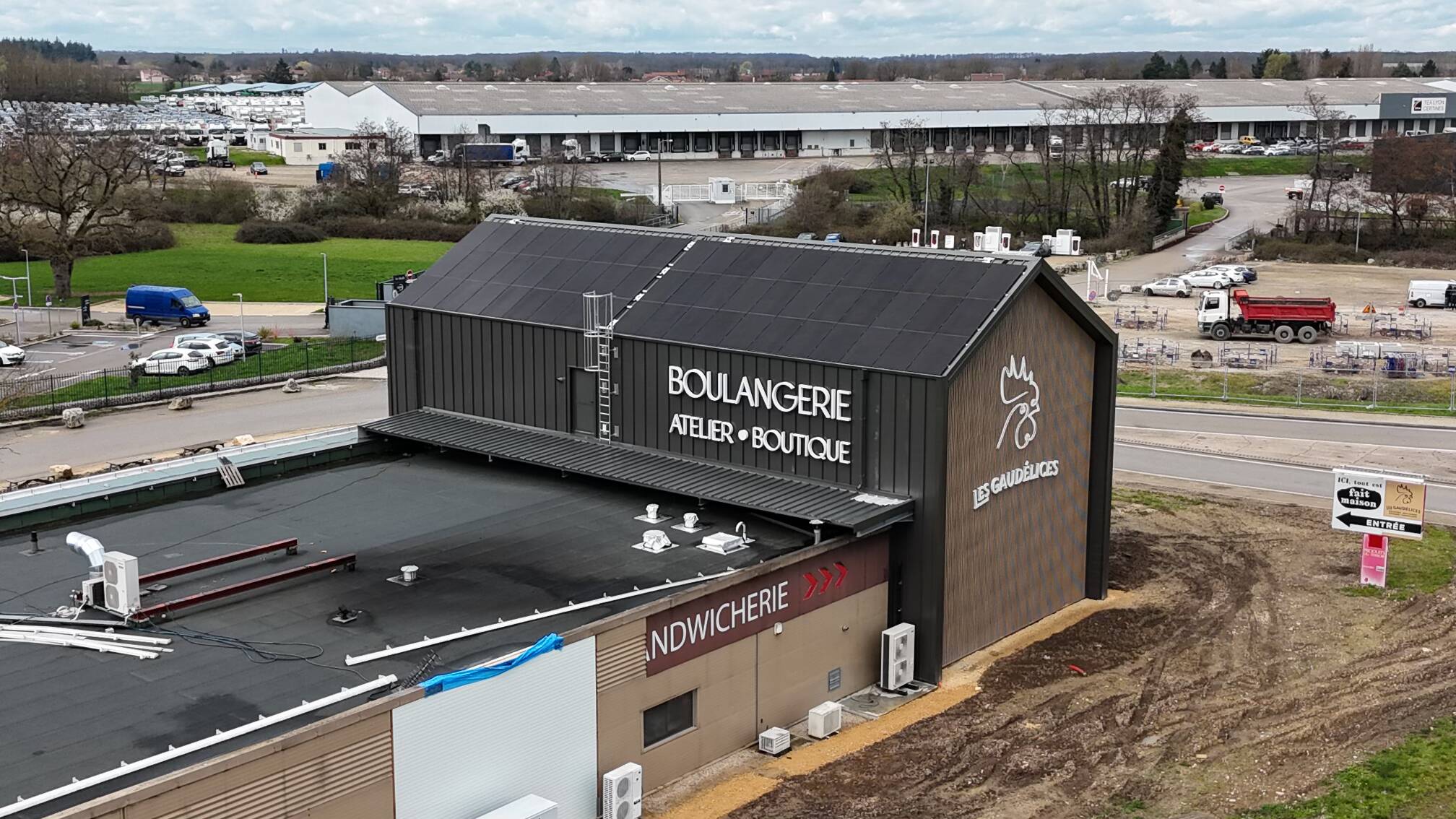 Comment cette boulangerie de l&rsquo;Ain a atteint un retour sur investissement solaire en 4,9 ans